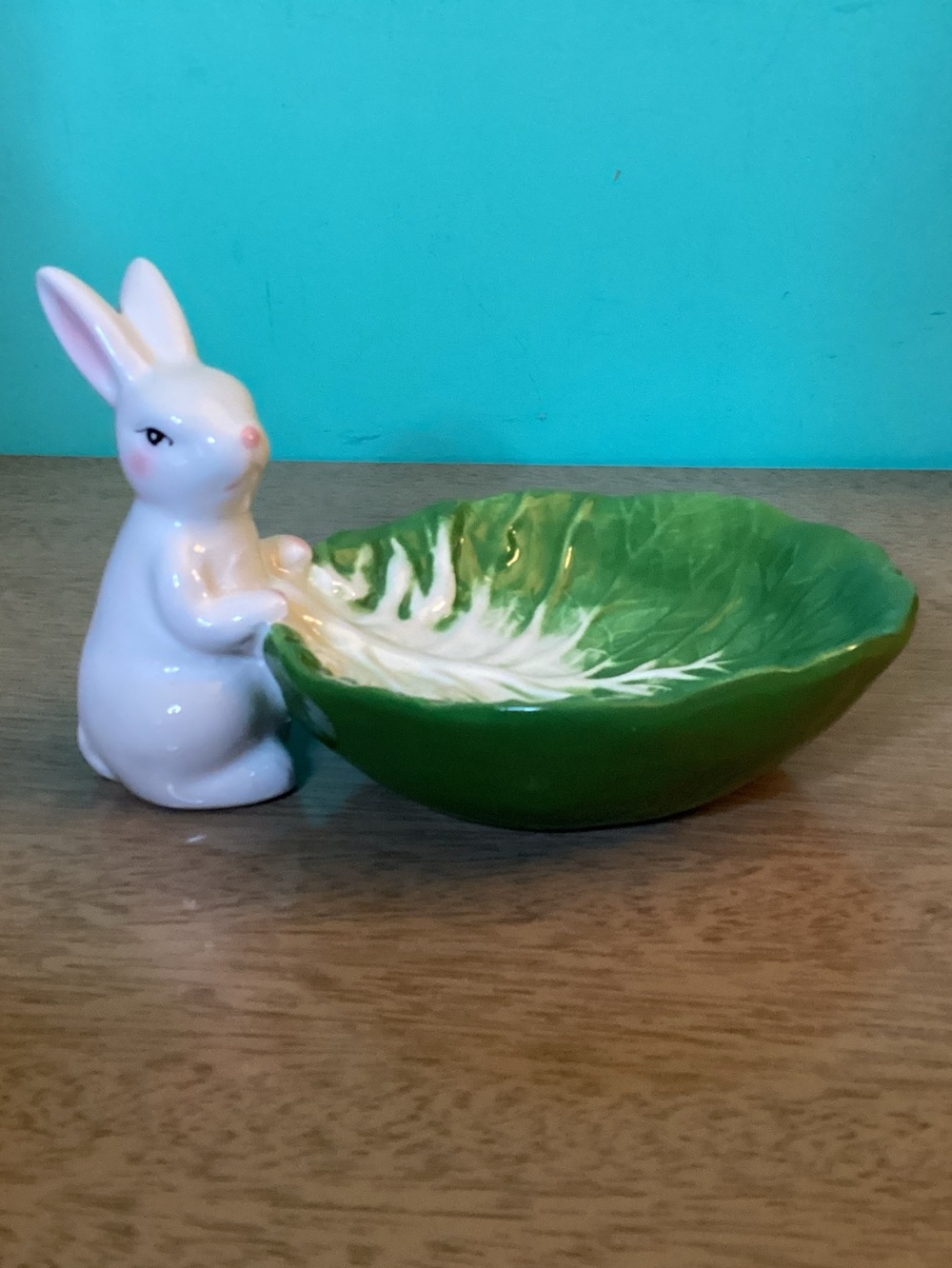 Easter Bunny Rabbit Candy Dish Bowl Cabbage Leaf - Picture 2 of 11
